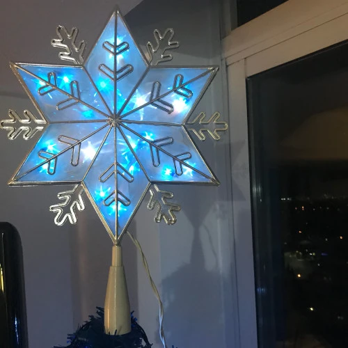 Northlight 10" Silver Snowflake Lighted Christmas Tree Topper - Blue Lights 7 Northlight 10" Silver Snowflake Lighted Christmas Tree Topper - Blue Lights - Image 7